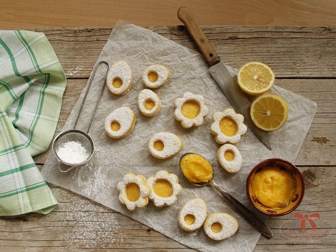Linecké koláčiky s citrónovým krémom