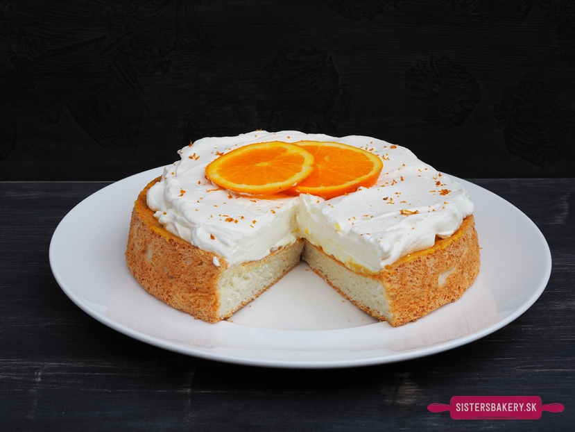 anjelská torta s pomarančovou šľahačkou